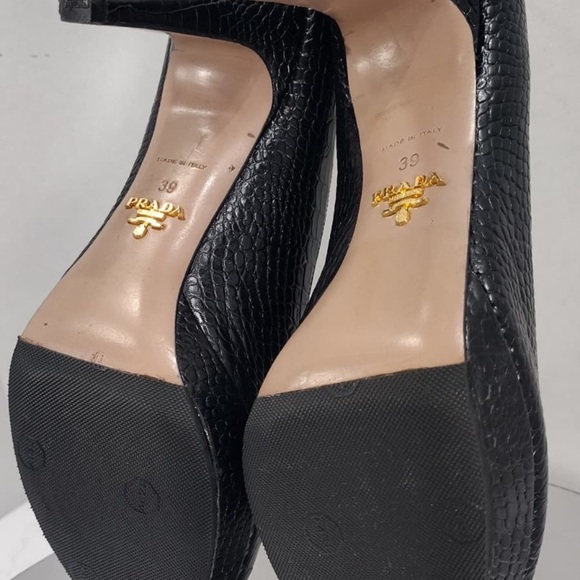 Prada Black Peep-Toe Heels size 9 pre owned good condition - Picture 8 of 15
